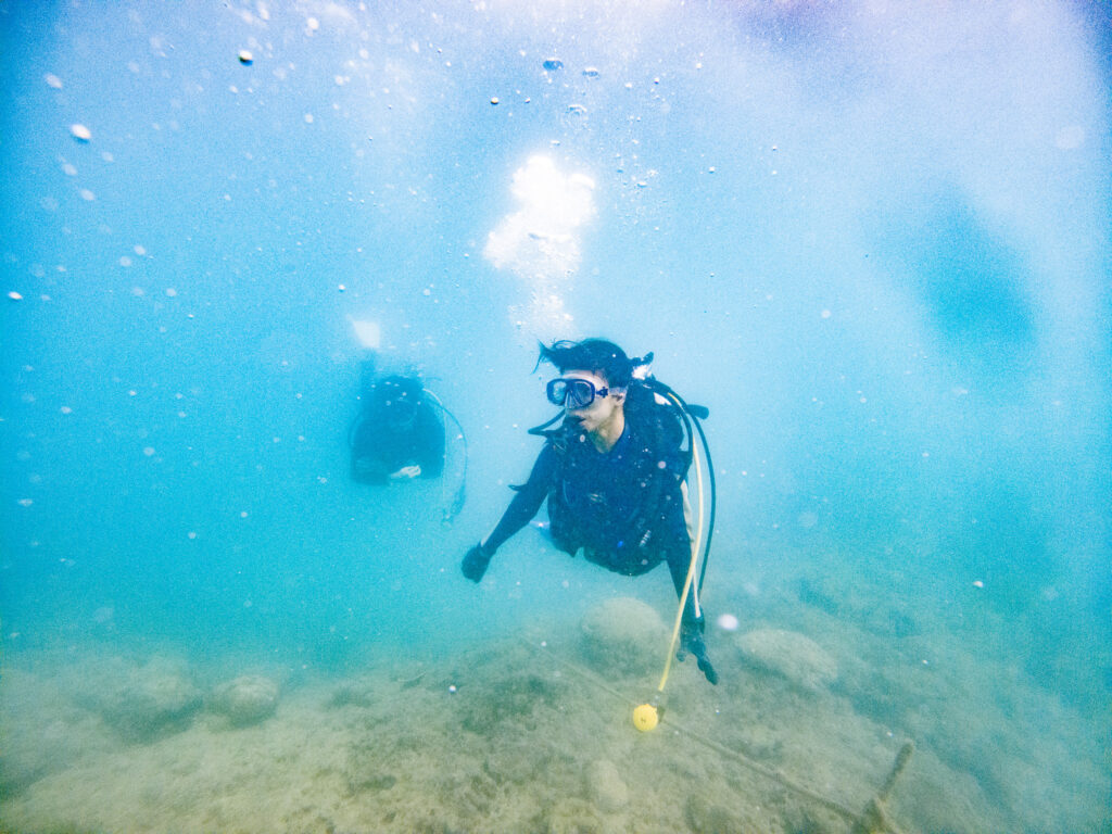 初日のビーチ講習。初めてのダイビングとの事でしたが
めちゃめちゃ上手