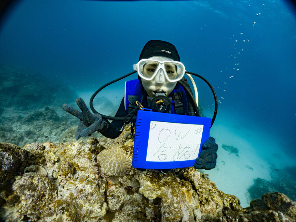 綺麗な海で無事ライセンスＧｅｔ