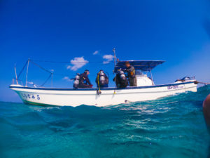 こんなボートで